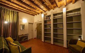 Anna Trevi - Luxury Apartment In Rome